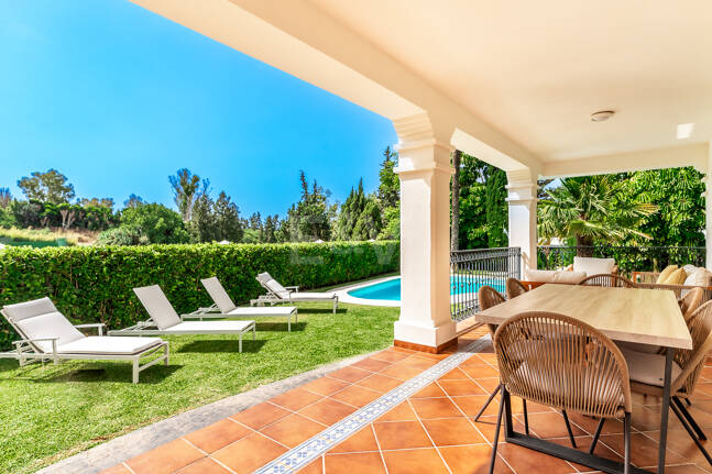 Elegancki Frontline Golf Villa z wyjątkowymi widokami na Golf Course w pierwszej lokalizacji