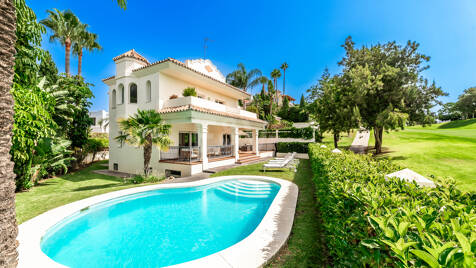 Villa till salu i Guadalmina Alta, San Pedro de Alcantara