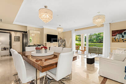 Elegancki Frontline Golf Villa z wyjątkowymi widokami na Golf Course w pierwszej lokalizacji