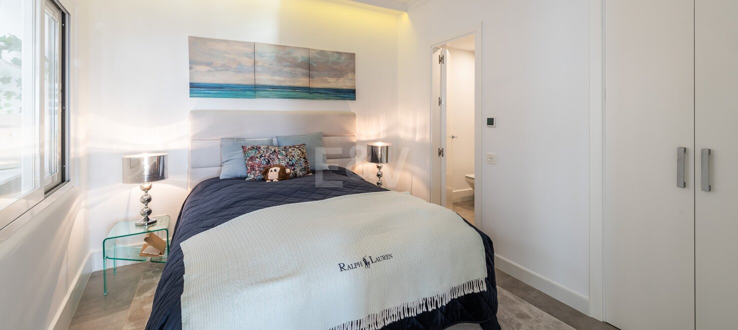 Precioso apartamento con impresionantes vistas al mar en Jardines Colgantes