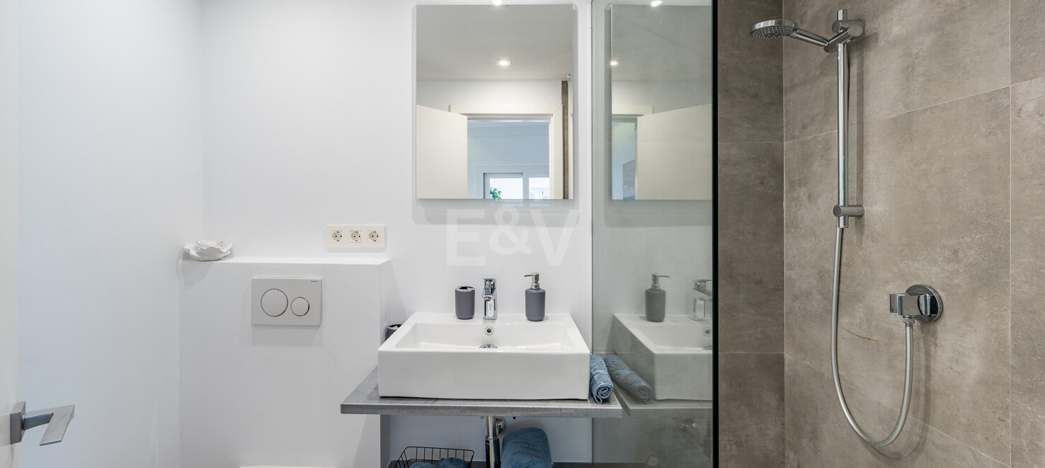 Precioso apartamento con impresionantes vistas al mar en Jardines Colgantes