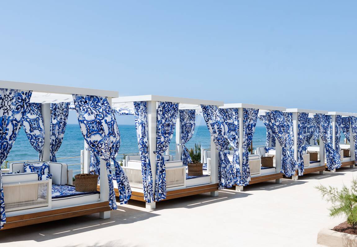 Frontline Beach State-of-the-Art Masterpiece