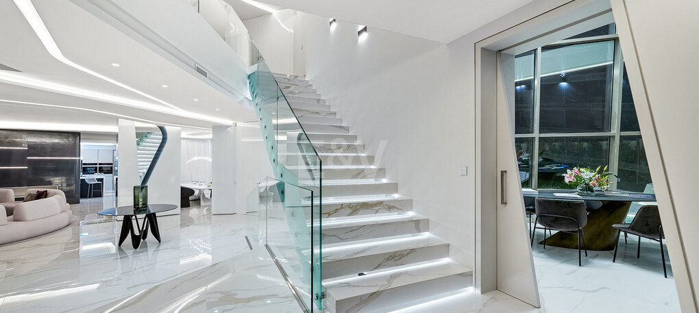 Front Line Los Monteros Beach State of the Art Masterpiece