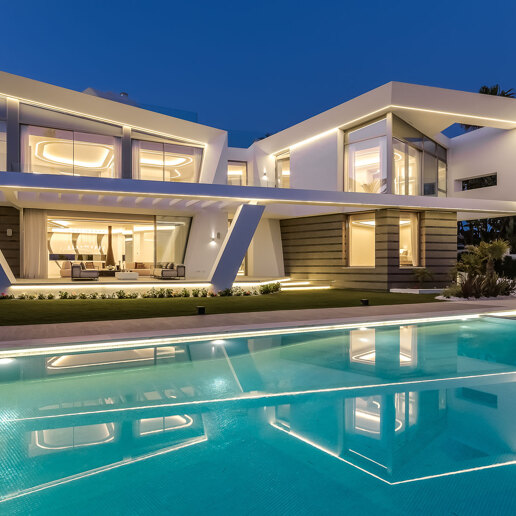 Front Line Los Monteros Beach State of the Art Masterpiece