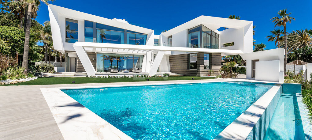 Front Line Los Monteros Beach State of the Art Masterpiece