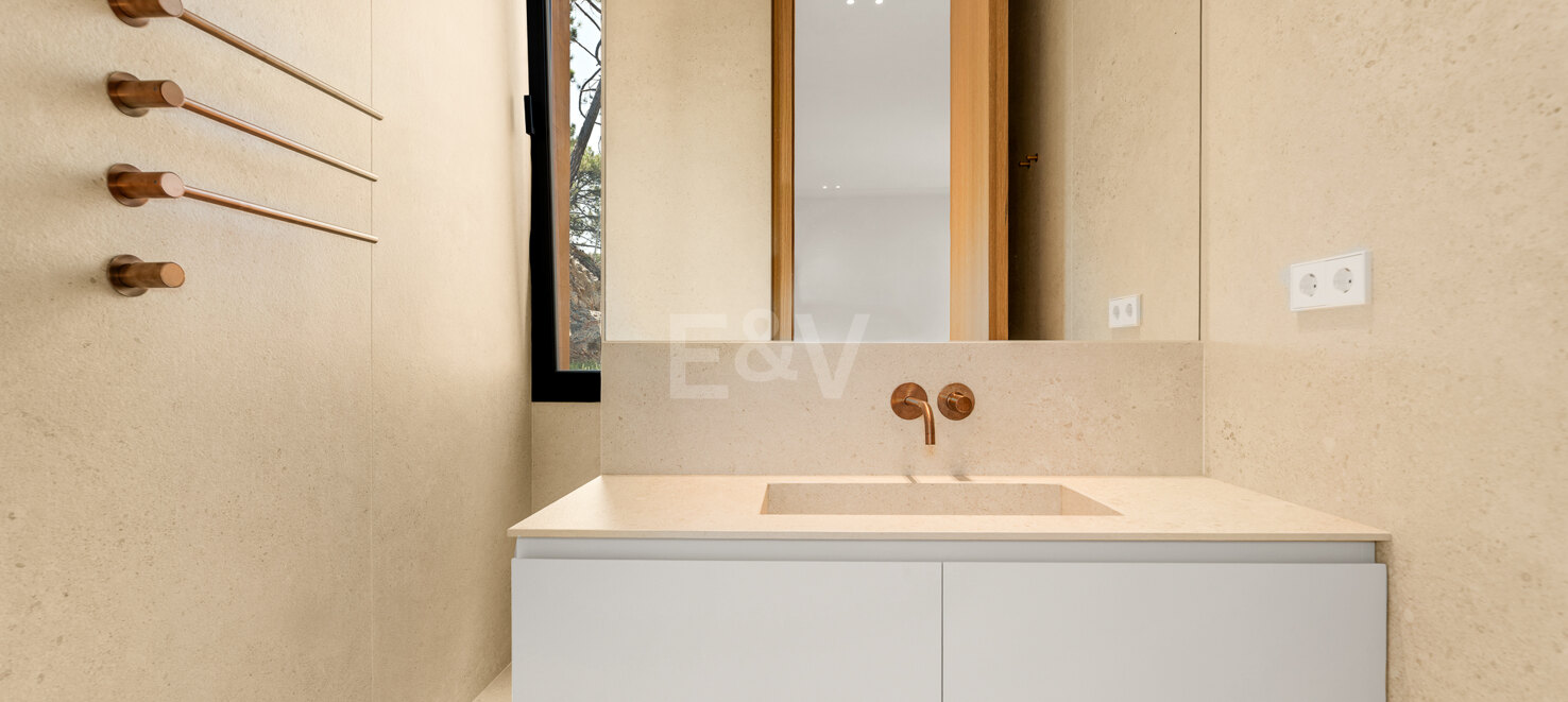 Obra maestra arquitectónica de elegancia contemporánea