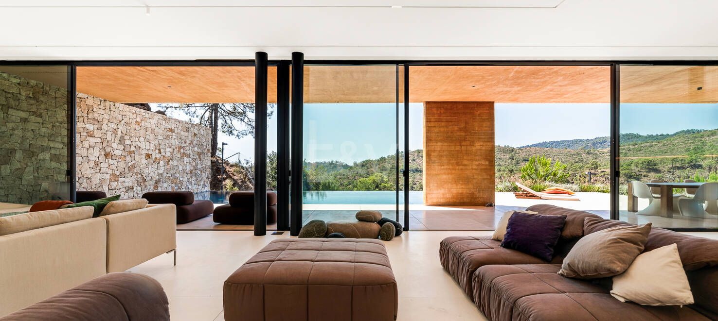 Architectural Masterpiece with Cutting-Edge Technology, Total Privacy and Panoramic Views