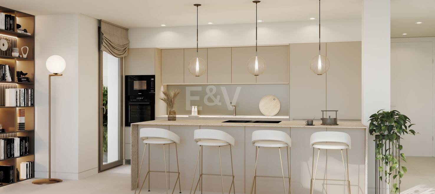 Super Garden Apartment with Private Pool and Panoramic Sea, Mountain and Lake Views