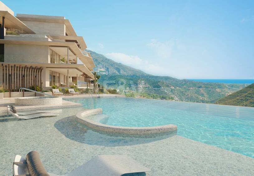 Super-Gartenwohnung mit privatem Pool und Panorama­blick auf Meer, Berge und See