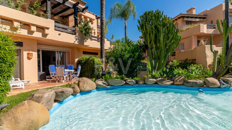 Apartment with an exceptional view available from September to July