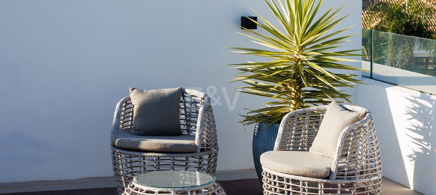 Sophisticated Penthouse with Panoramic Views in Epic by Fendi Casa Marbella