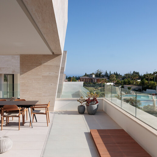 Sophisticated Penthouse with Panoramic Views in Epic by Fendi Casa Marbella