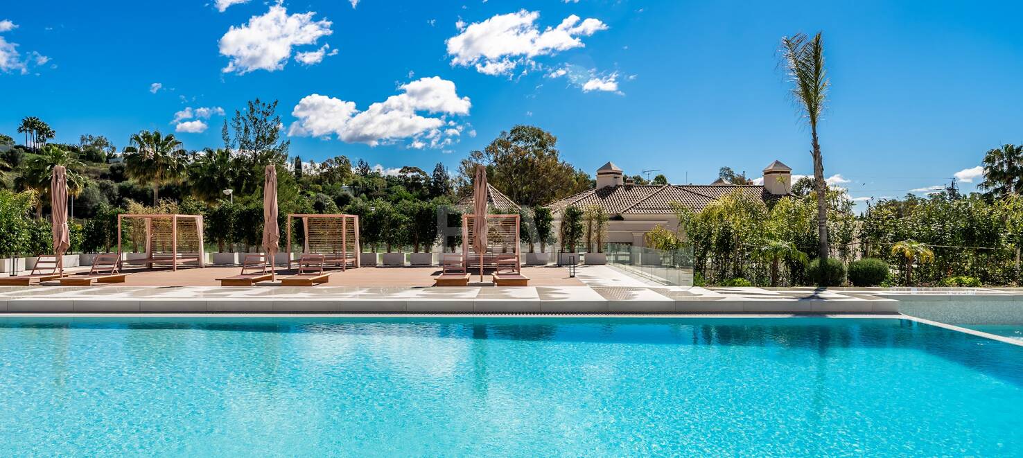 Sofisticado ático con vistas panorámicas en Epic by Fendi Casa Marbella