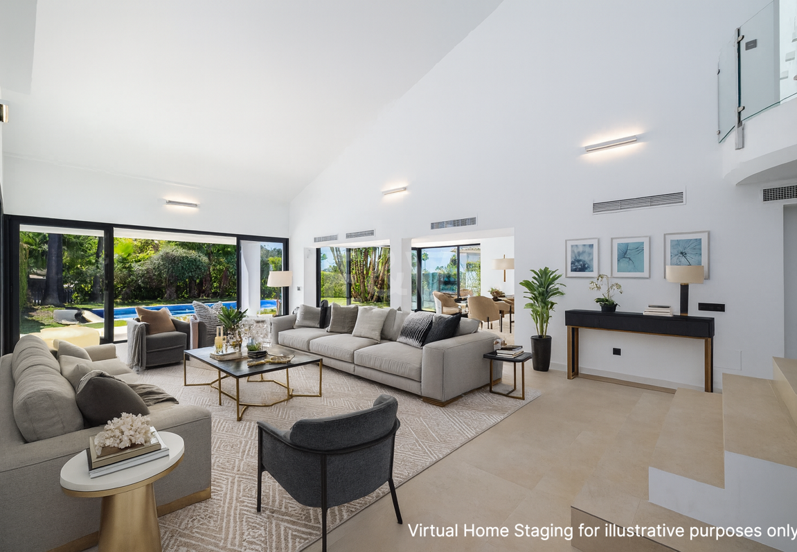 Villa elegante con piscina, jardín tropical y atractivo urbano