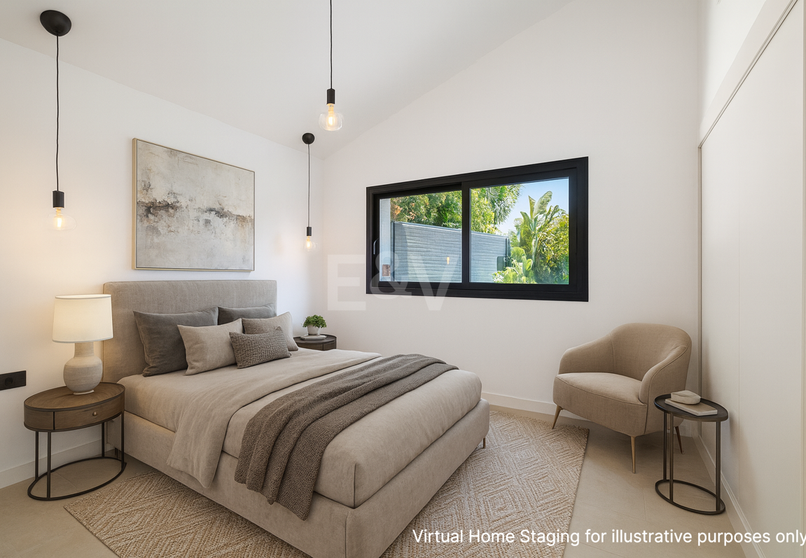 Villa elegante con piscina, jardín tropical y atractivo urbano