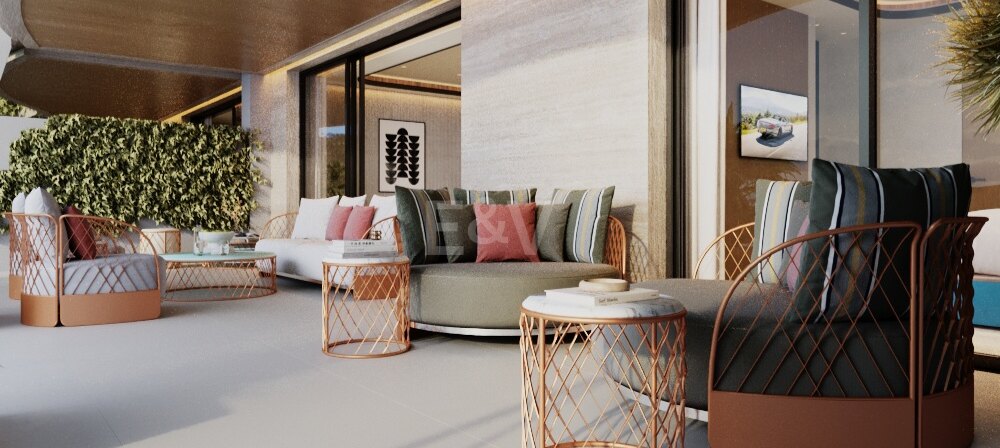 Exklusive 4-Zimmer-Duplex-Residenz mit Privatem Garten und Pool in der Nähe von Puente Romano
