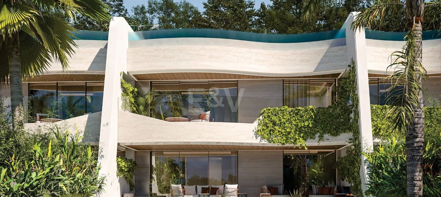 Exklusive 4-Zimmer-Duplex-Residenz mit Privatem Garten und Pool in der Nähe von Puente Romano