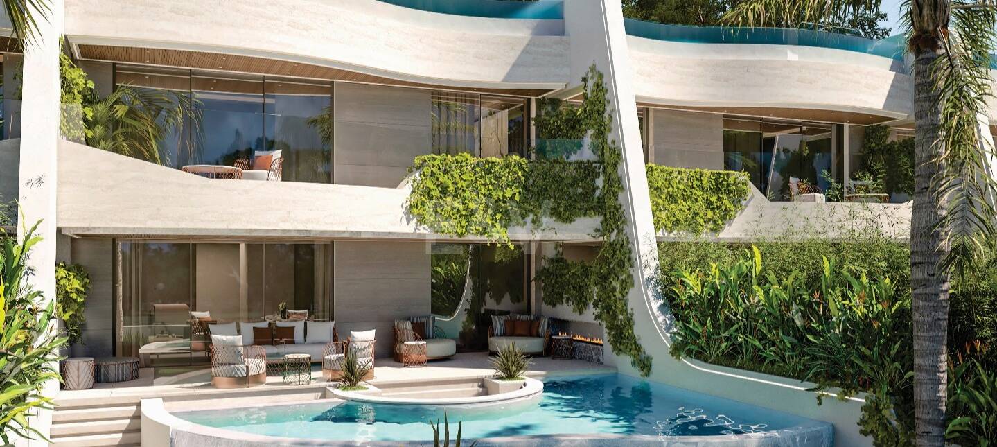 Dúplex Exclusivo de 4 Dormitorios con Jardín Privado y Piscina junto a Puente Romano