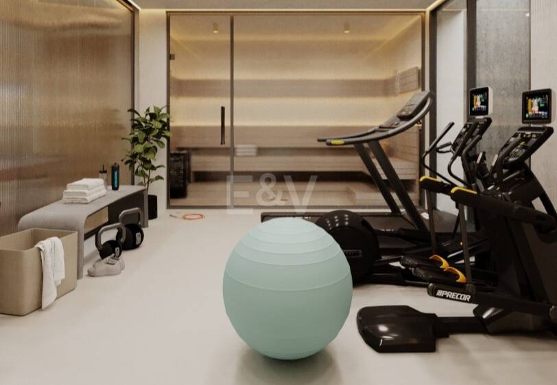 Iconic 3 Bedroom Penthouse with Rooftop Pool and Panoramic Solarium by Puente Romano