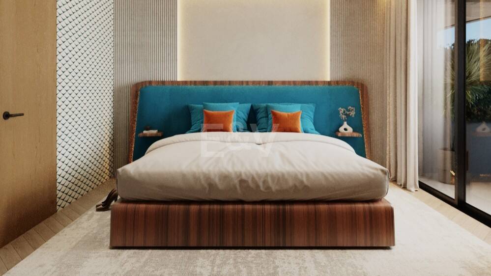 Iconic 3 Bedroom Penthouse with Rooftop Pool and Panoramic Solarium by Puente Romano