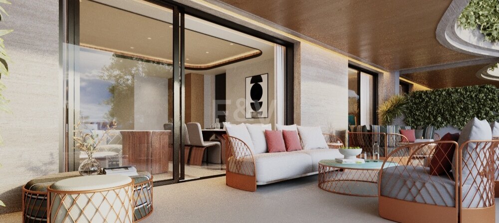 Iconic 3 Bedroom Penthouse with Rooftop Pool and Panoramic Solarium by Puente Romano