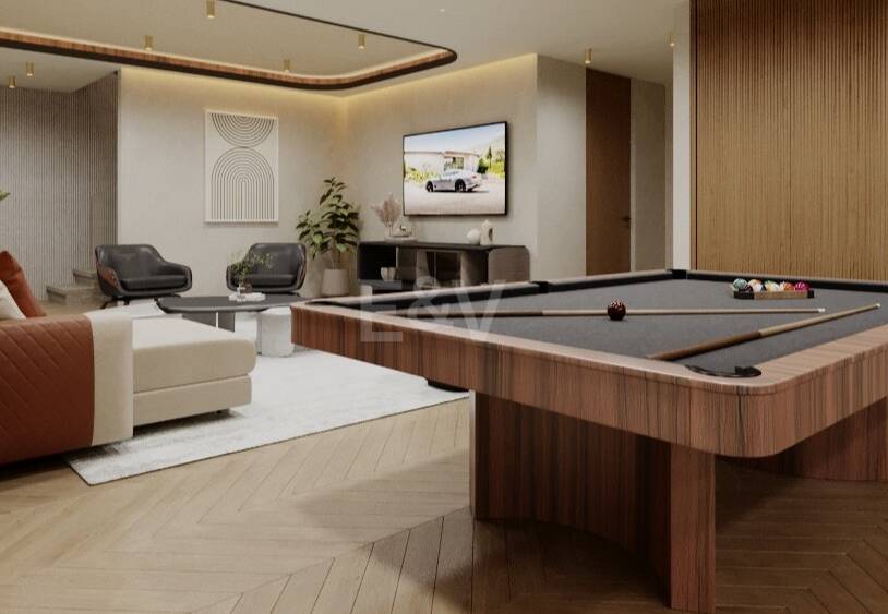 Iconic 3 Bedroom Penthouse with Rooftop Pool and Panoramic Solarium by Puente Romano