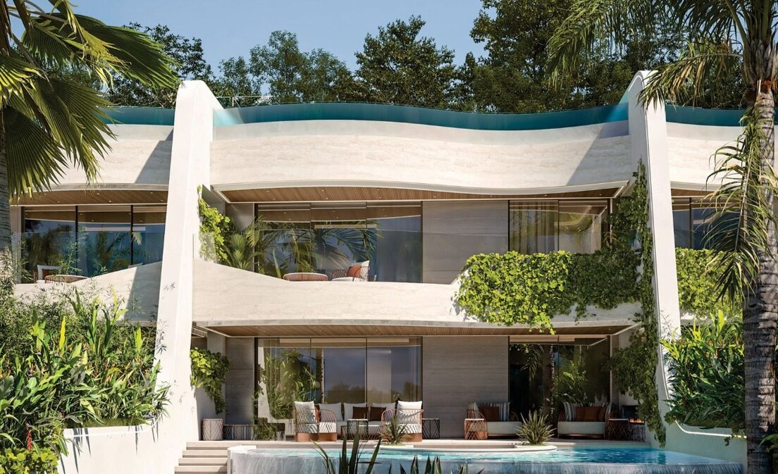 Iconic 3 Bedroom Penthouse with Rooftop Pool and Panoramic Solarium by Puente Romano
