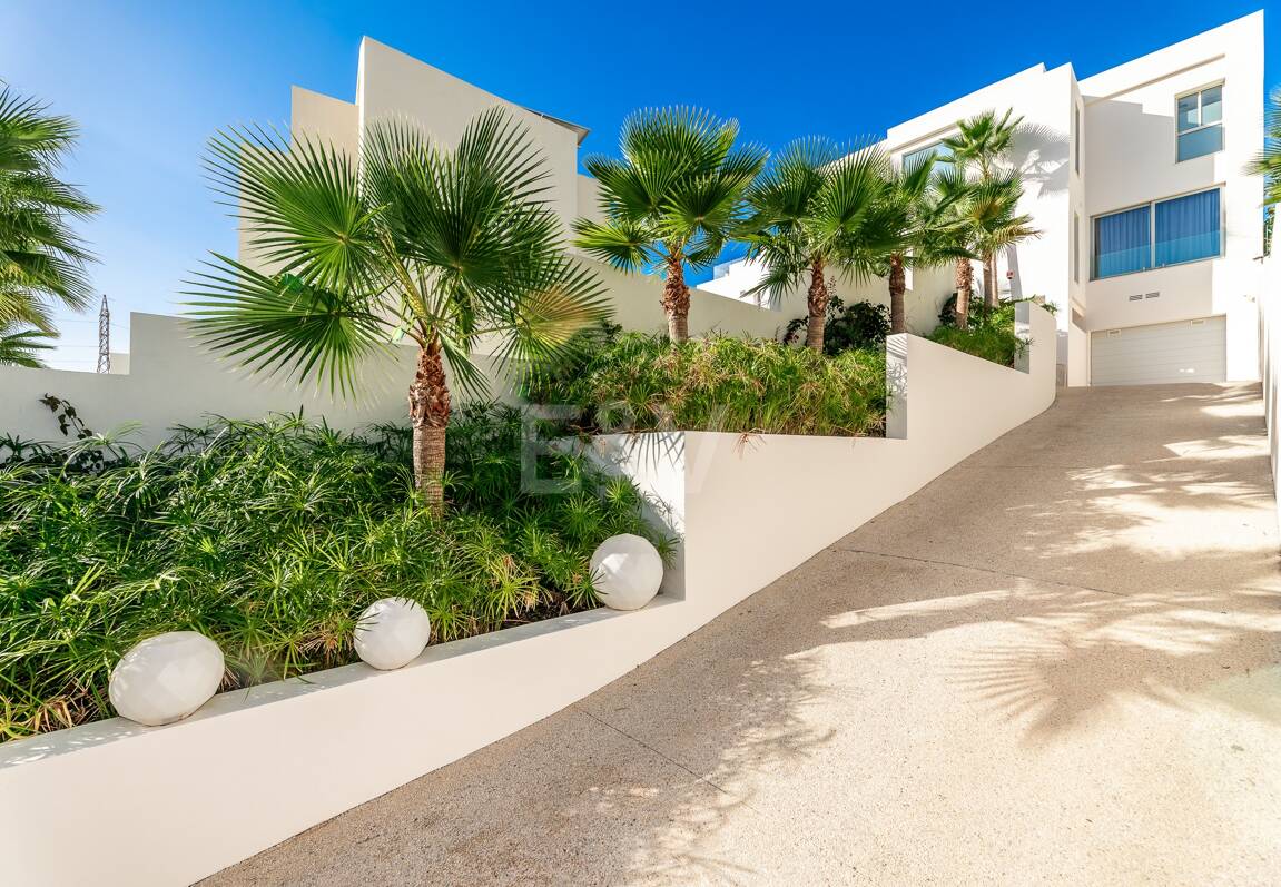 Exclusive Newly Built Villa with Two Pools and Open Coastal Views