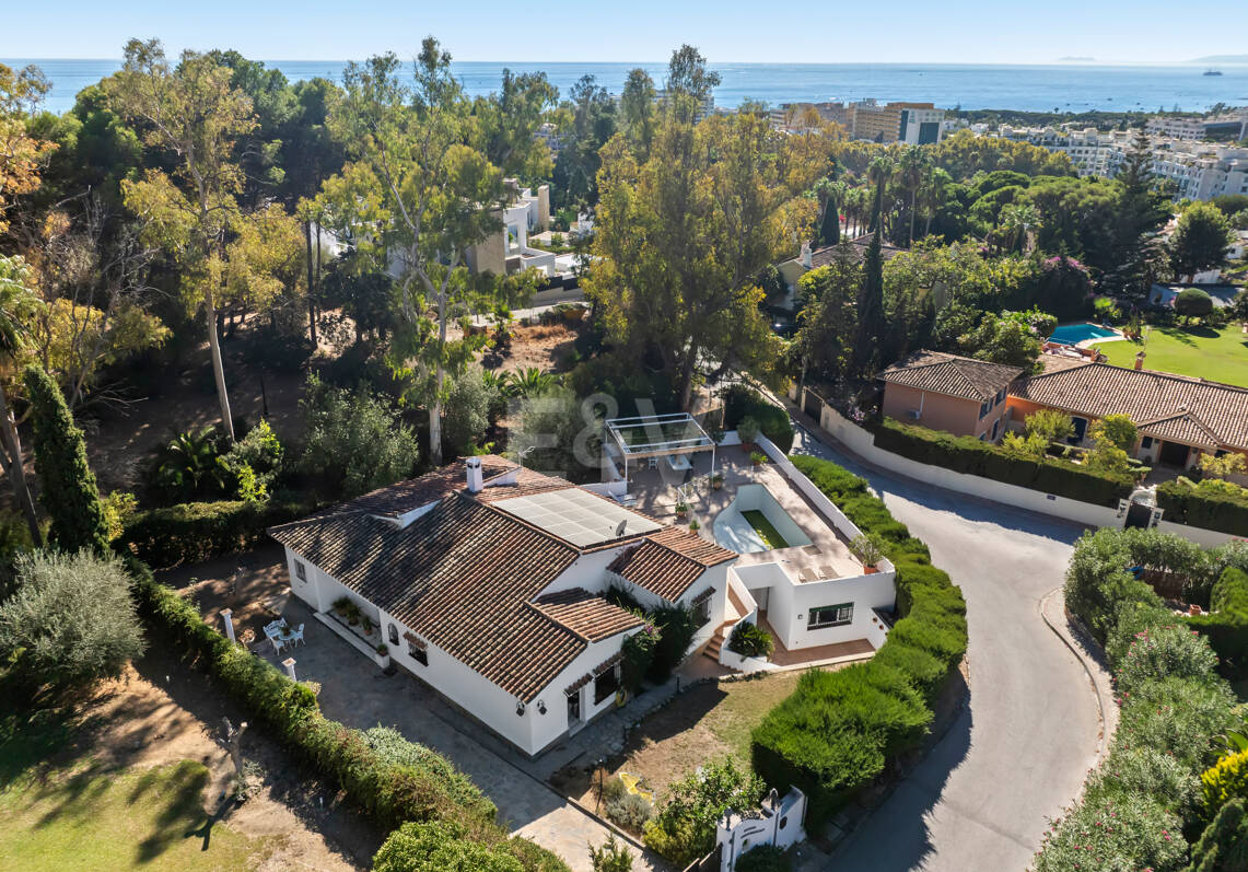 Andalusian Home with Potential in La Merced