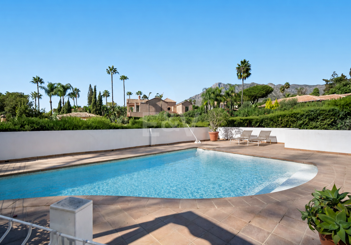 Andalusian Home with Potential in La Merced