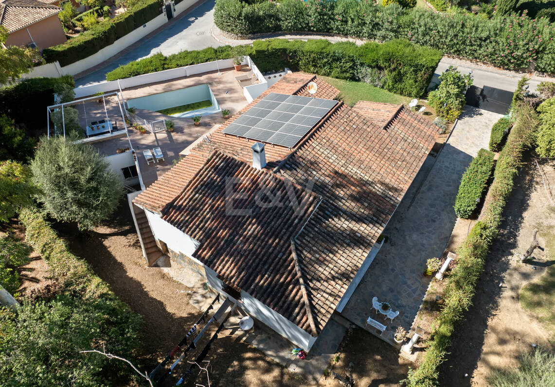 Andalusian Home with Potential in La Merced