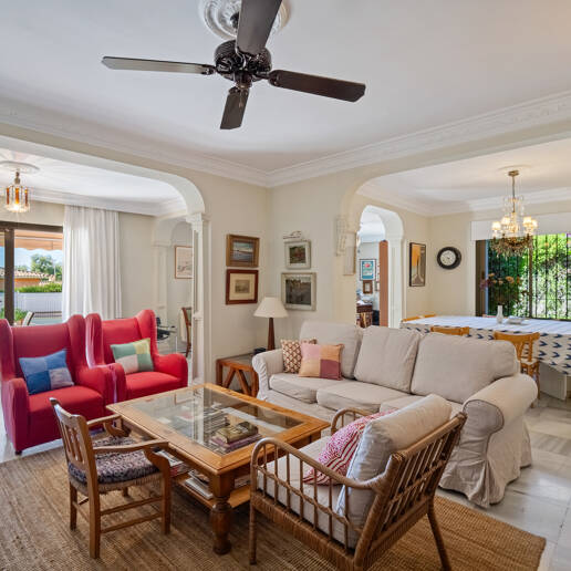 Andalusian Home with Potential in La Merced