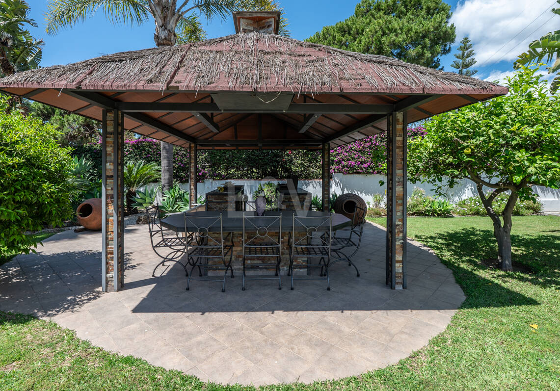 Villa Méditerranéenne de charme à La Carolina Distance de marche de Marbella Club & la plage