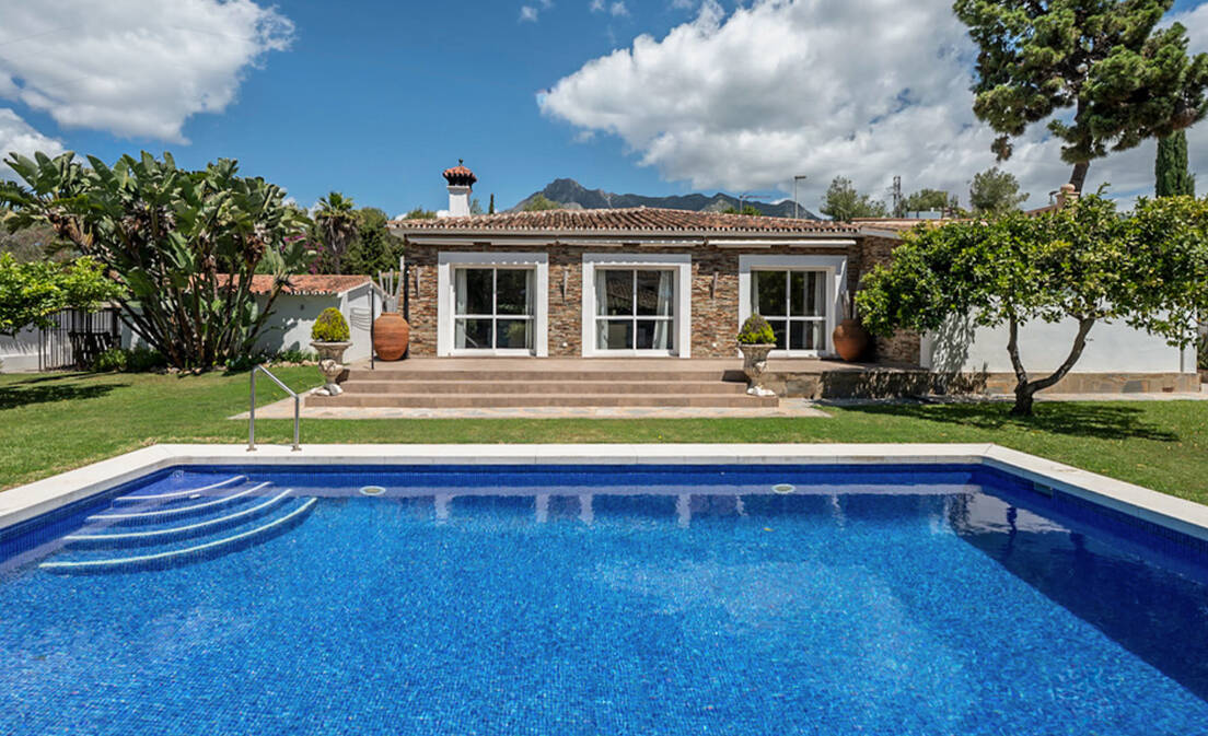 Encantadora villa mediterránea en La Carolina a poca distancia de Marbella Club y la playa