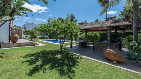 Encantadora villa mediterránea en La Carolina a poca distancia de Marbella Club y la playa