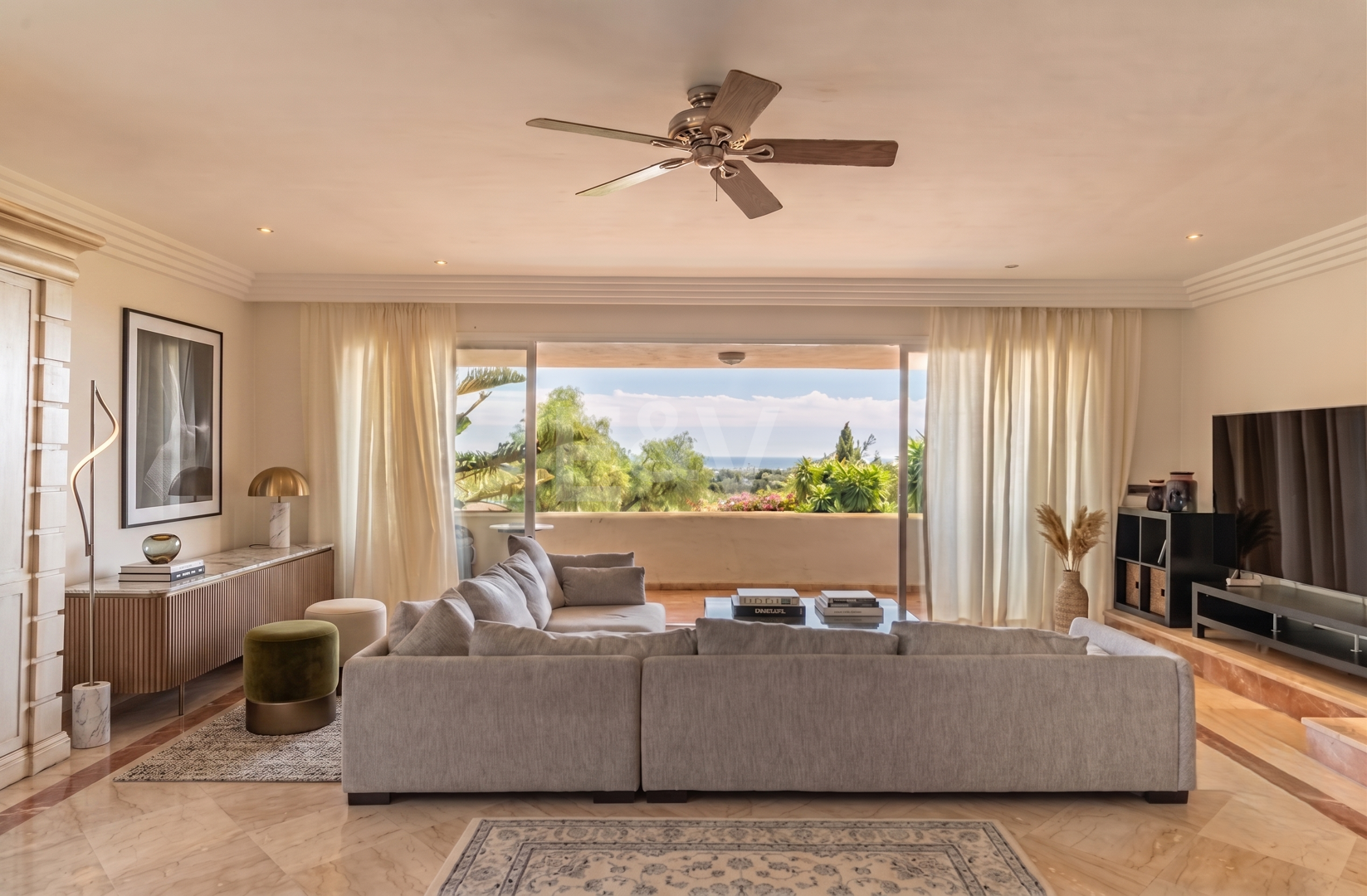 Villa till salu i Los Arqueros, Benahavis
