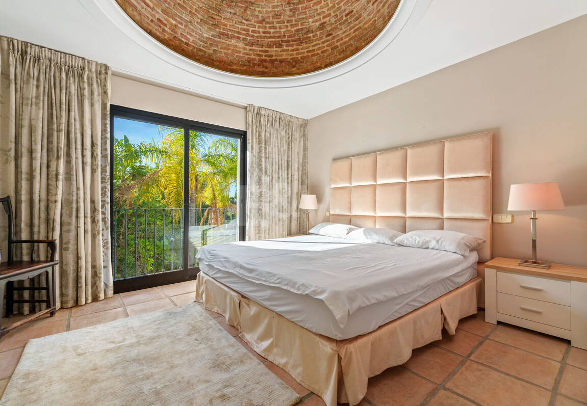 Villa till salu i Los Arqueros, Benahavis