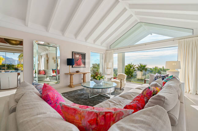 Villa till salu i Los Arqueros, Benahavis