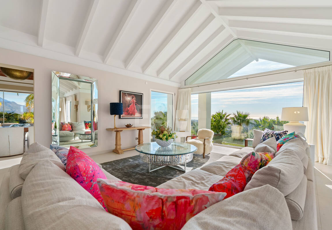 Villa till salu i Los Arqueros, Benahavis