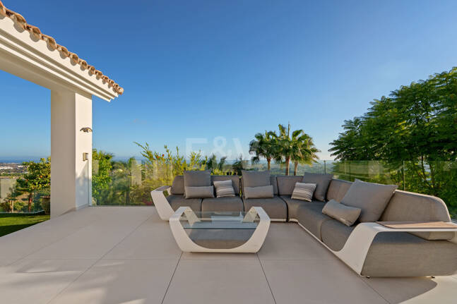 Villa till salu i Los Arqueros, Benahavis