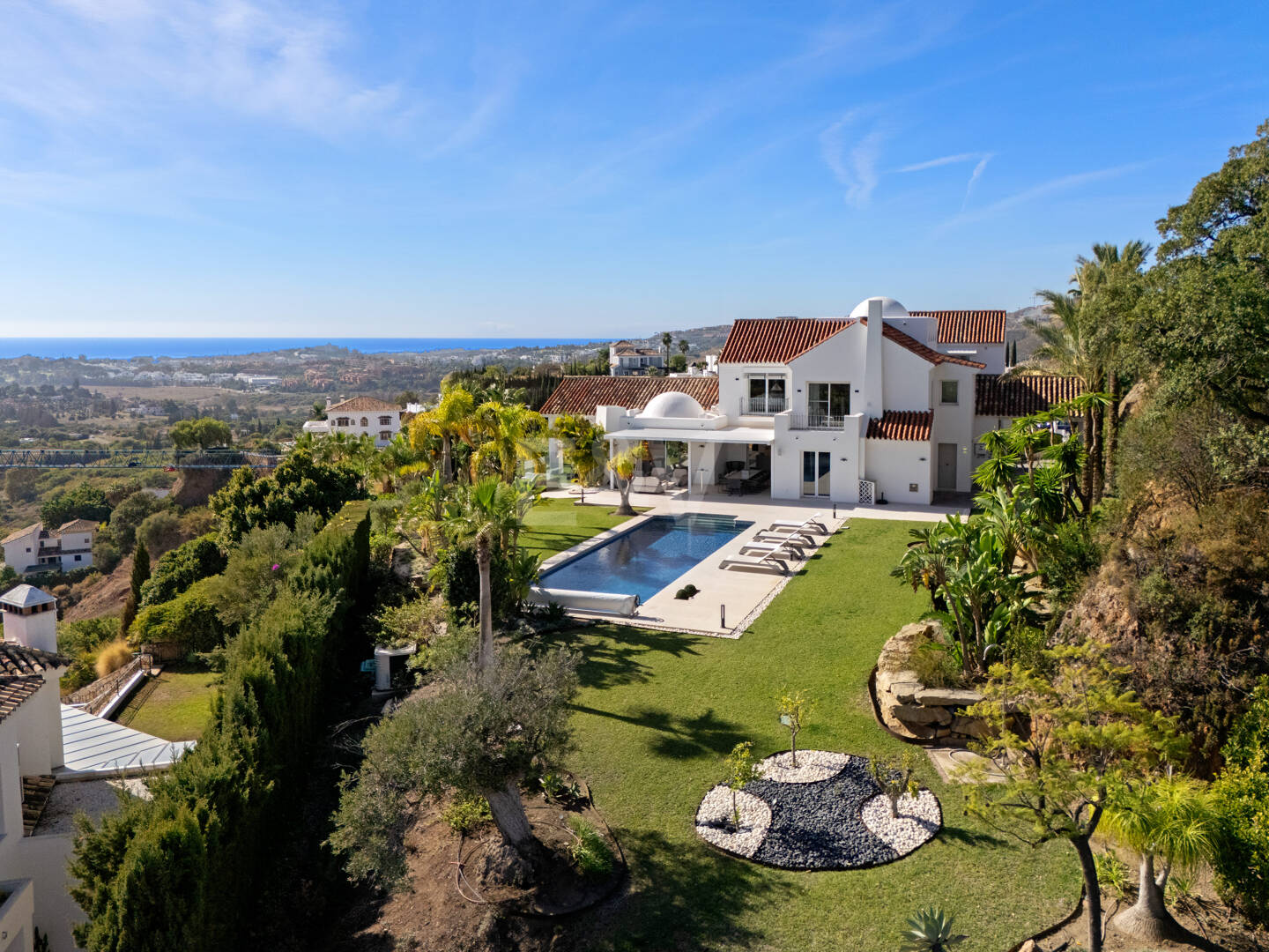 Villa till salu i Los Arqueros, Benahavis