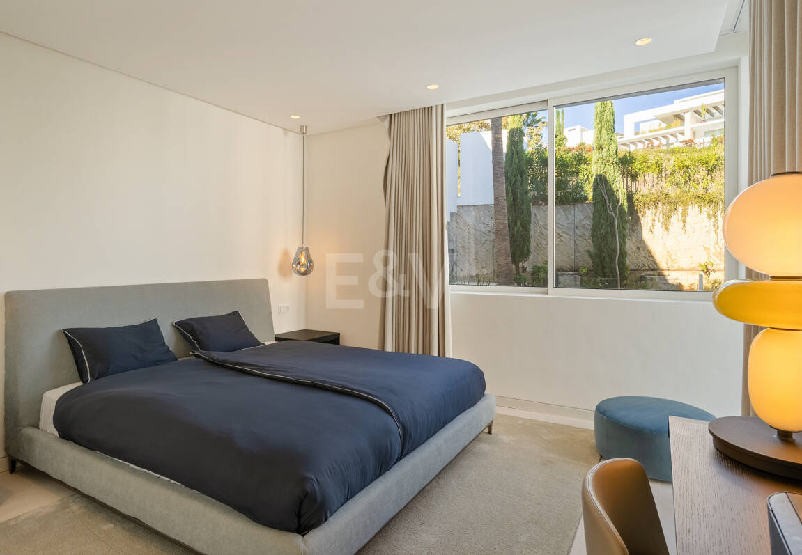 Atemberaubendes Duplex-Penthouse in Palo Alto mit Wintergarten und privatem Pool