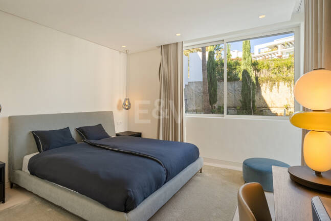 Atemberaubendes Duplex-Penthouse in Palo Alto mit Wintergarten und privatem Pool