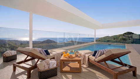 Stunning Palo Alto Duplex Penthouse with Solarium and Private Pool