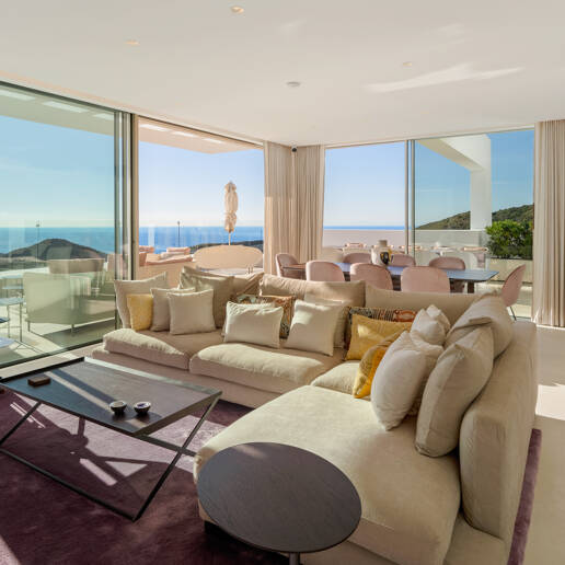 Atemberaubendes Duplex-Penthouse in Palo Alto mit Wintergarten und privatem Pool