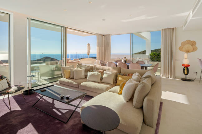 Atemberaubendes Duplex-Penthouse in Palo Alto mit Wintergarten und privatem Pool