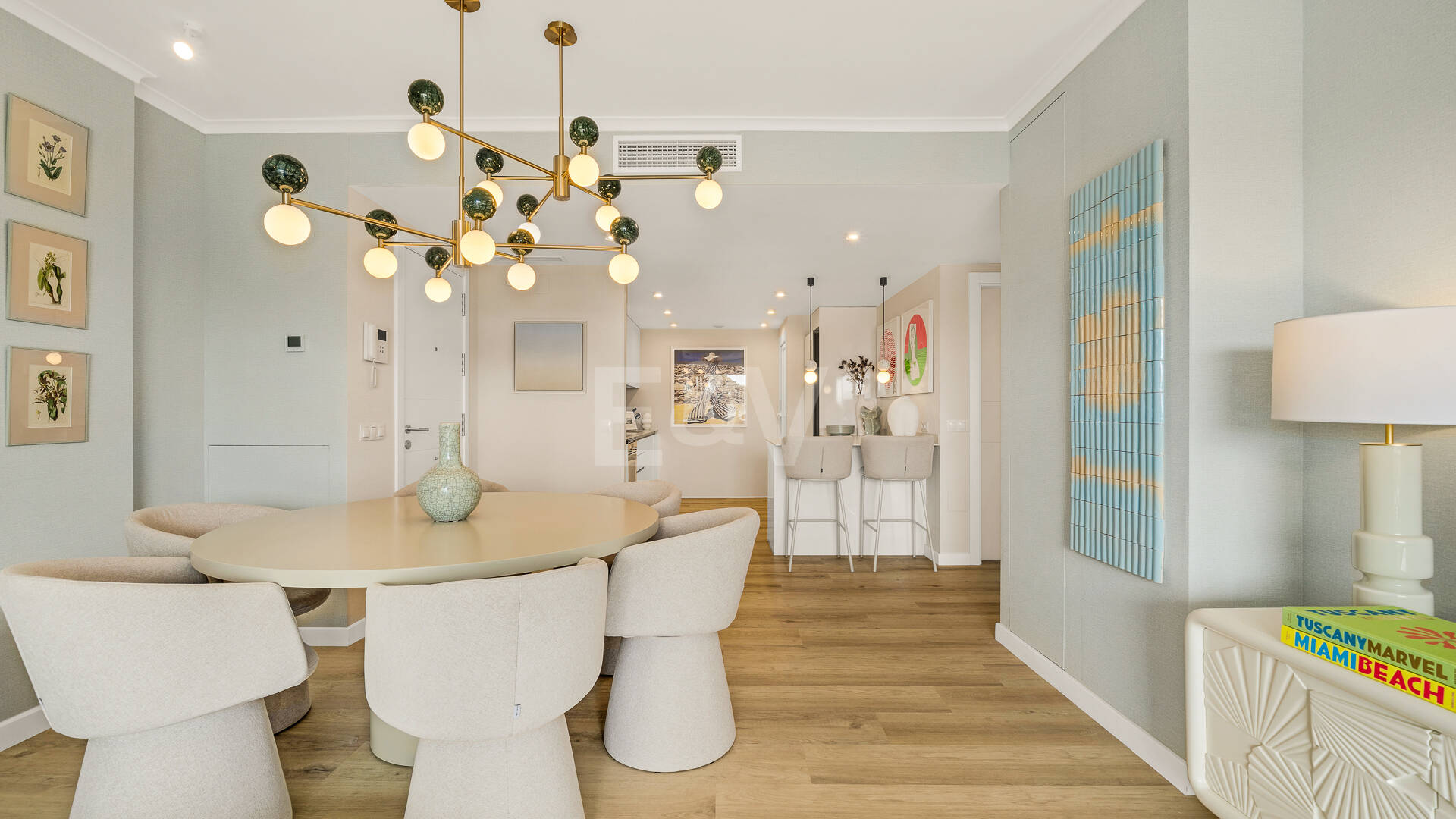 Südorientierte Wohnung mit Meerblick nahe Puerto Banús