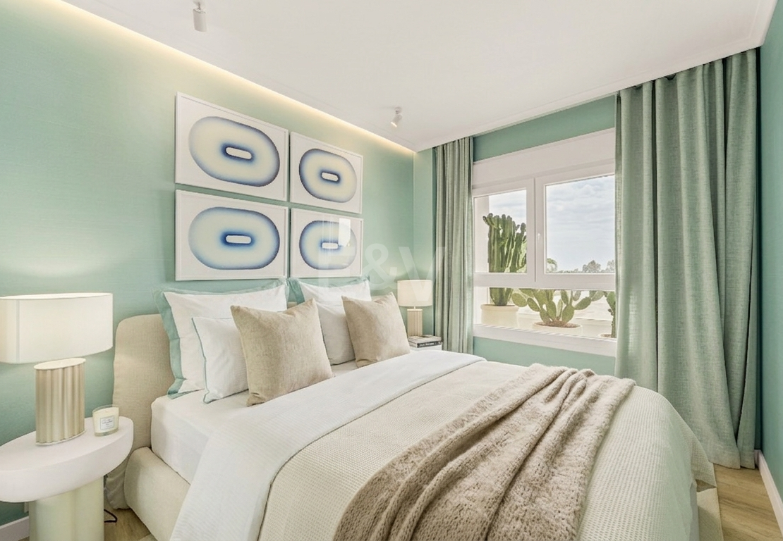 Südorientierte Wohnung mit Meerblick nahe Puerto Banús