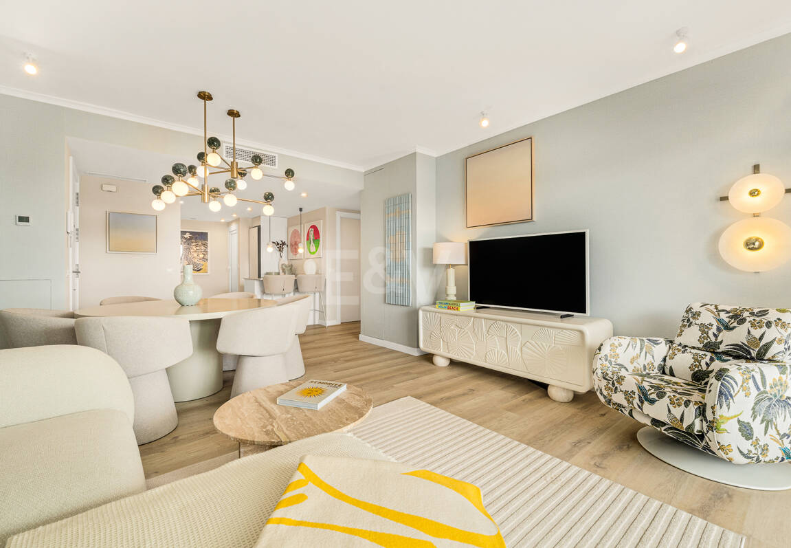 Südorientierte Wohnung mit Meerblick nahe Puerto Banús