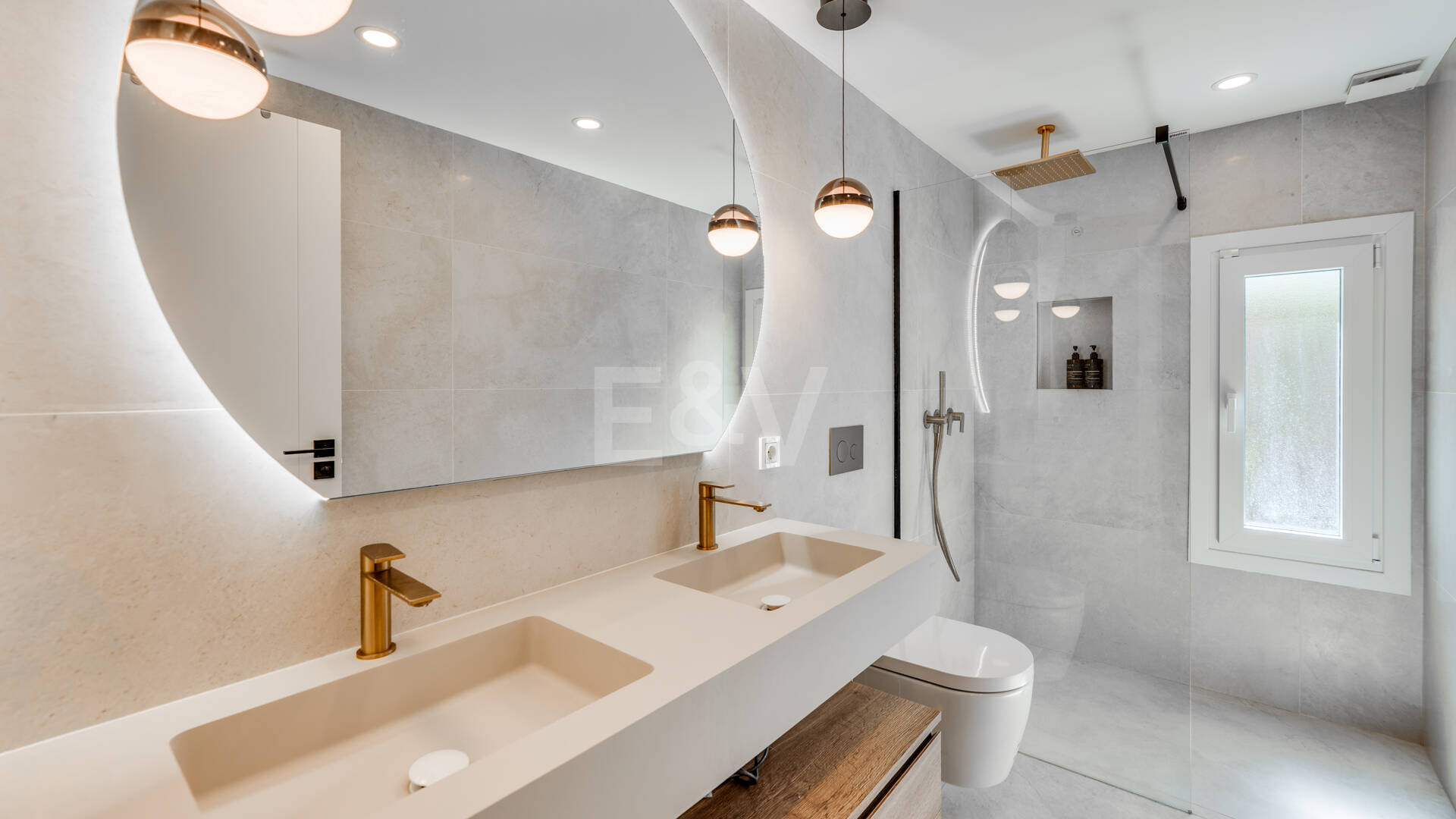 Bungaló totalmente renovado con piscina privada